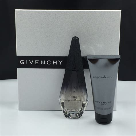 givenchy angel and demon review|ange ou demon gift set.